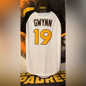 Large MLB San Diego Padres (Tony Gwynn)
Men's Cooperstown Baseball Jersey